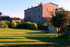 Отель Antica Canonica в городе Колле-ди-Валь-д'Эльса, Италия
