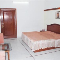 Отель Raja Seth Palace в городе Канпур, Индия