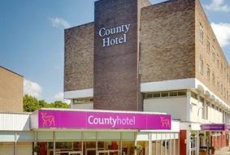 Отель The County Hotel Woodford London в городе Бакхерст Хилл, Великобритания