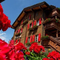 Отель Hotel Walliserkanne в городе Грэхен, Швейцария