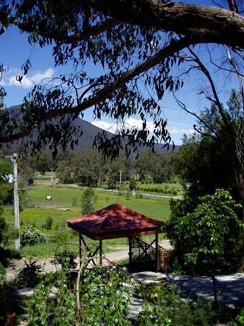 Cherry Blossom Bed and Breakfast Healesville