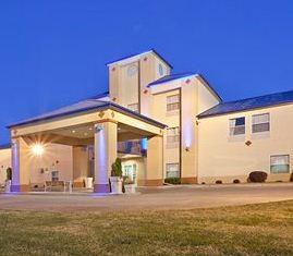 Holiday Inn Express Dodge City