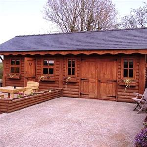 Waterwynch Spa Retreat