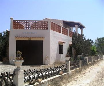 Casa Cueva del Leon