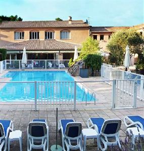 Logis Hostellerie De L'abbaye