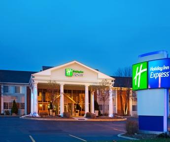 Holiday Inn Express Chicago-St. Charles