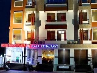 Hotel Paras Plaza