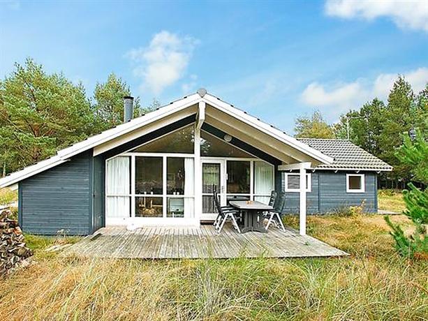 Three-Bedroom Holiday home in Albaek 45