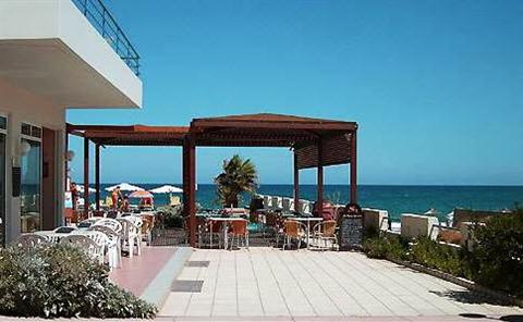 Seafront Apartments Arkadi