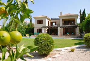 3 Br Villa Kedros
