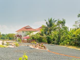 Pink Sands Villa