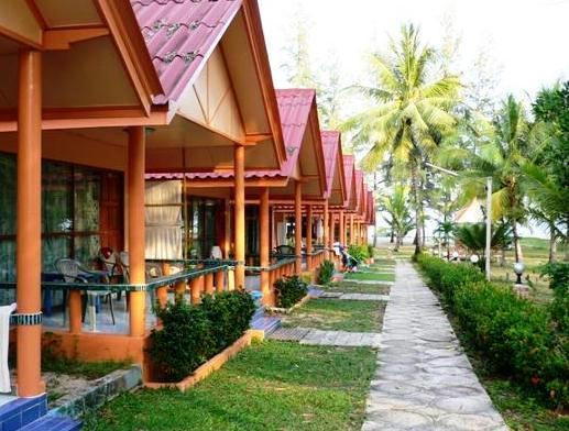 Bangtao Lagoon Bungalows