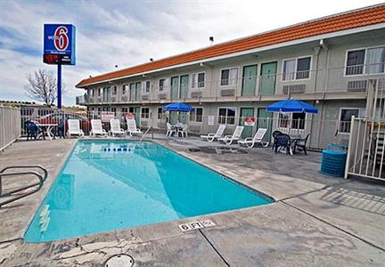 Motel 6 Lancaster