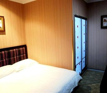 Longjia Business Hotel