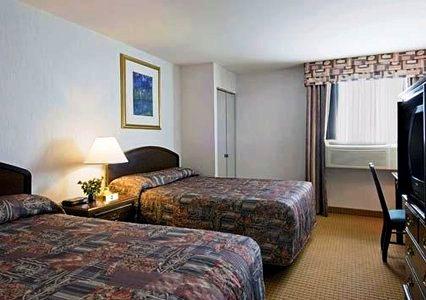 Quality Inn & Suites Airport Mississauga