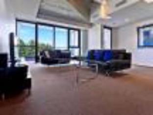 Accommodate Canberra- The Apartments Canberra City