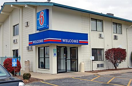 Motel 6 Bloomington Normal