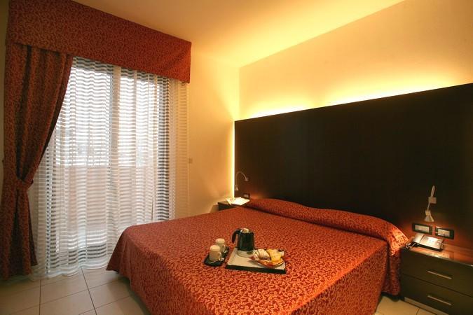 Suite Hotel Domus