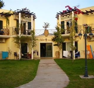 Silo Apartments