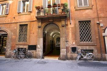 Travel & Stay Apartments - Pantheon Area