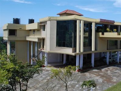 Hotel Crystal Court