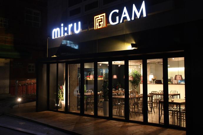 Stay in GAM Seoul Hostel