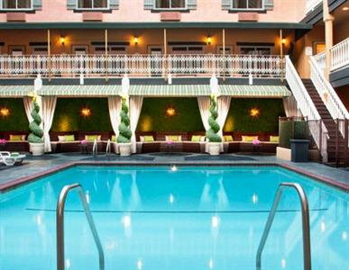 Ayres Hotel & Suites in Costa Mesa - Newport Beach