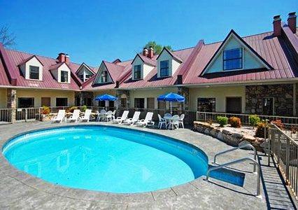 Econo Lodge Inn & Suites Gatlinburg