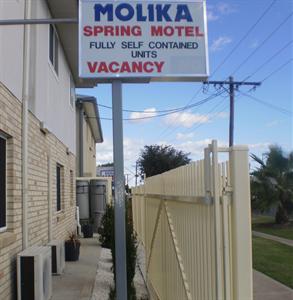 Molika Springs Motel