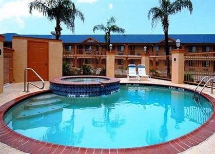 Econo Lodge & Suites Corpus Christi