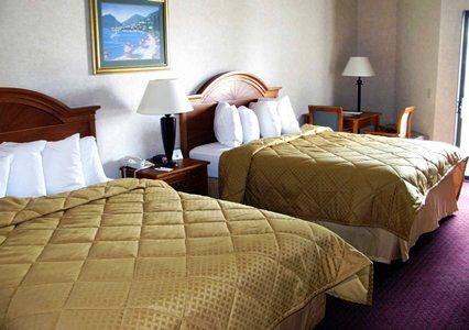 Quality Inn & Suites Lake Forest