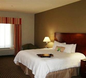 Hampton Inn Visalia