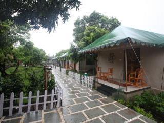 Saavaj Resort