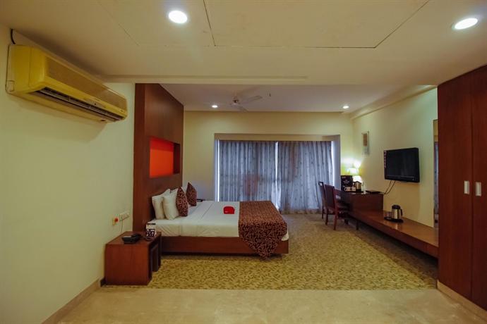 OYO Rooms Begumpet Club