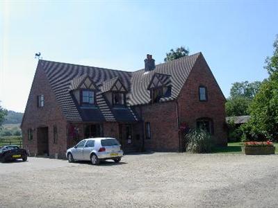 Elms Farm Bed and Breakfast Winchcombe