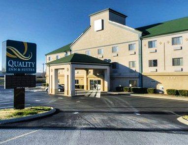 Quality Inn & Suites La Vergne