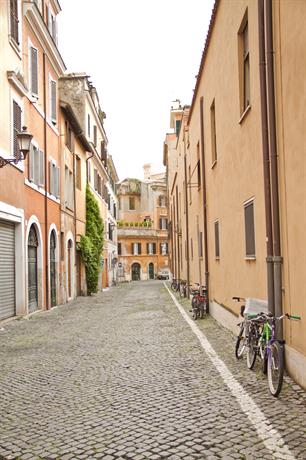 Elegant Apartment In Front Of The Colosseum