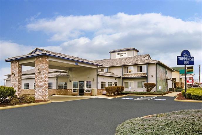 Toppenish Inn and Suites