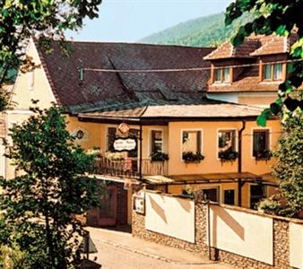 Gasthof-Pension Leopold Janu