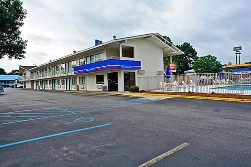 Motel 6 Montgomery East