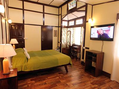 Cafe Shillong Bed & Breakfast