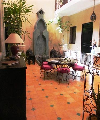 Riad Dar Zinnia