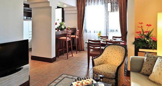 Renaissance Antalya Beach Resort & Spa A Marriott Luxury & Lifestyle Hotel