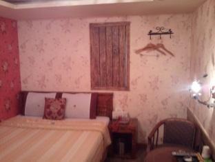 Neo Blue Motel