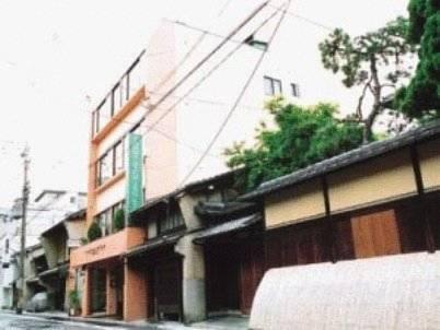 Tommy Rich Inn Kyoto