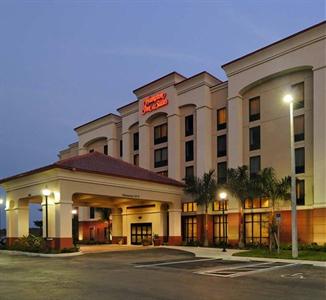 Hampton Inn & Suites Fort Myers Estero