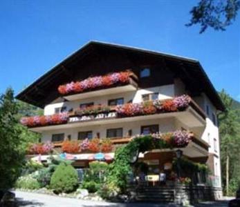Gasthof Pension Restaurant Alpina