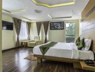 Hotel Ramee Abirami Residency