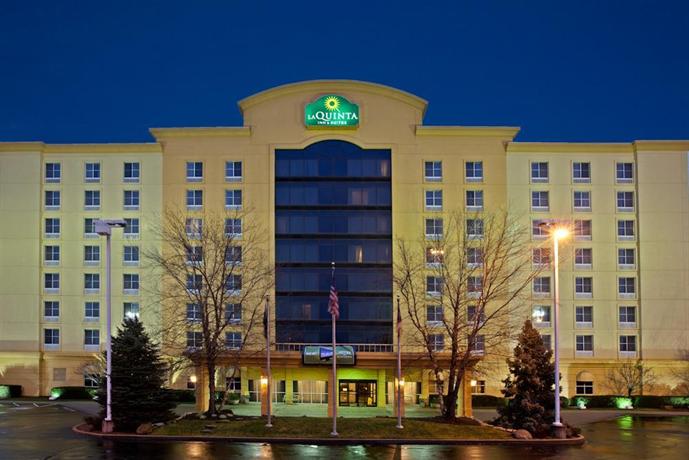 La Quinta Inn & Suites Cincinnati Sharonville