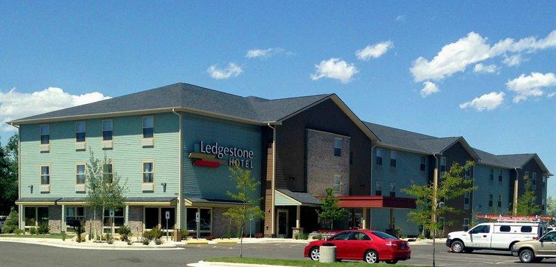 Ledgestone Hotel Vernal